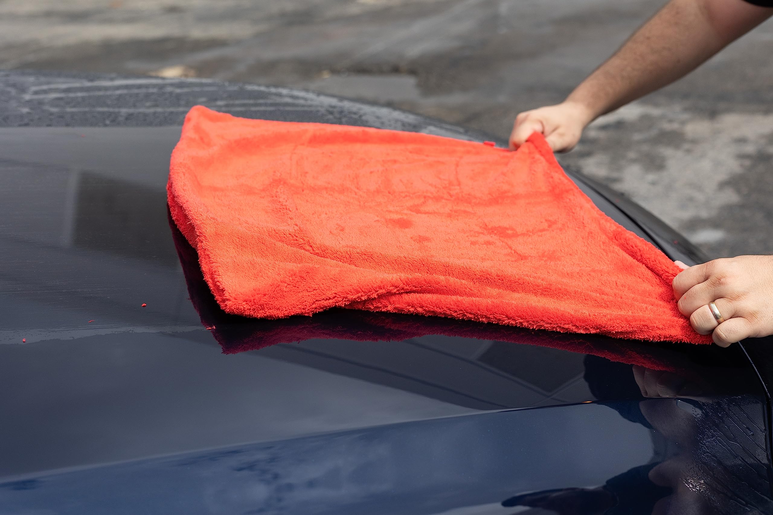 Maxshine 1000GSM Crazy Microfiber Drying Towel Series – Large Red 19.69 x 27.56 inches, Efficient Car Washing and Drying, Long Service Life