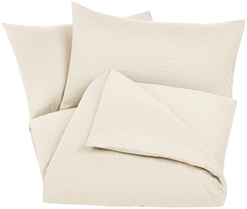 Amazon Basics Deluxe Microfiber 3 Piece Duvet Cover Set with pillow cases, 200x200cm, Beige, Solid