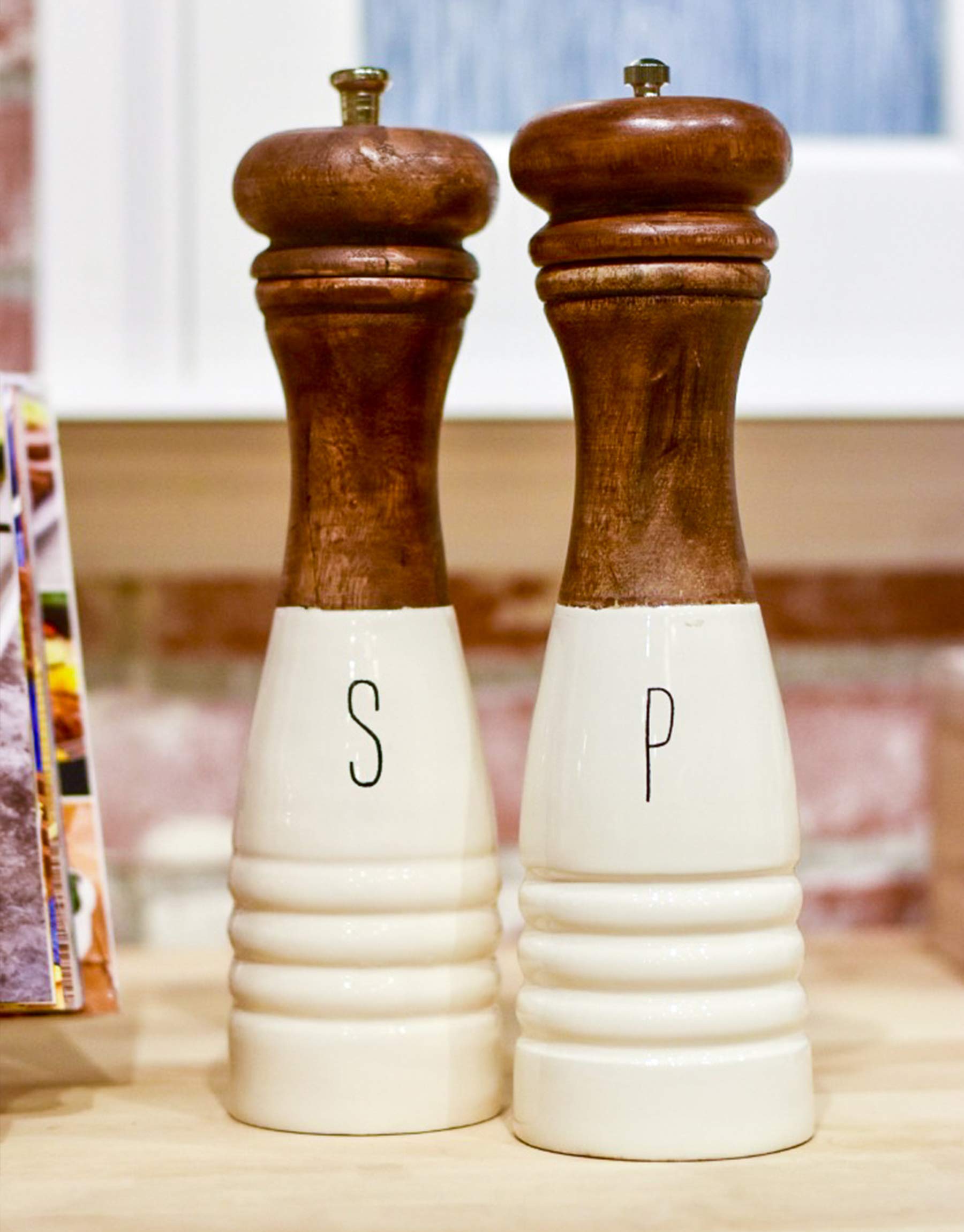 Mud Pie Farmhouse Wood and Enamel Mills Salt and Pepper Set, 10 1/2" x 3" dia, White, Brown