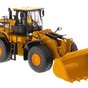 Diecast Masters CAT Caterpillar 980M Wheel Loader with Rock Bucket and Operator High Line Series 1/50 Diecast Model by 85543