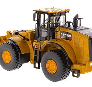 Diecast Masters CAT Caterpillar 980M Wheel Loader with Rock Bucket and Operator High Line Series 1/50 Diecast Model by 85543