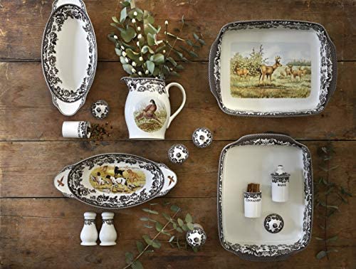 Spode Delamere 15.25" Bread Tray | Serving Platter for Thanksgiving, Dinner Parties, and Other Events | Made from Fine Porcelain | Microwave and Dishwasher Safe