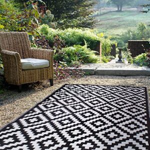 fh home outdoor rug - waterproof, fade resistant, reversible - premium recycled plastic - geometric - porch, deck, balcony, mudroom, laundry room, patio - aztec - black & white - 3 x 5 ft