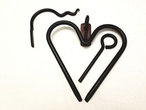 hand crafted & american made! wrought iron heart dinner bell (chuckwagon) with clanger and hook