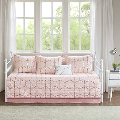 Intelligent Design Raina Cozy Daybed Cover Set - Microfiber Metallic Print Geometric Design, Modern All Season Bedding Set with Bedskirt, Matching Shams, Decorative Pillow, 39"x75", Blush 6 Piece