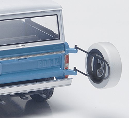 Revell 85-4320 Ford Bronco Truck Kit 1:25 Scale 122-Piece Skill Level 5 Plastic Model Building Kit, Blue