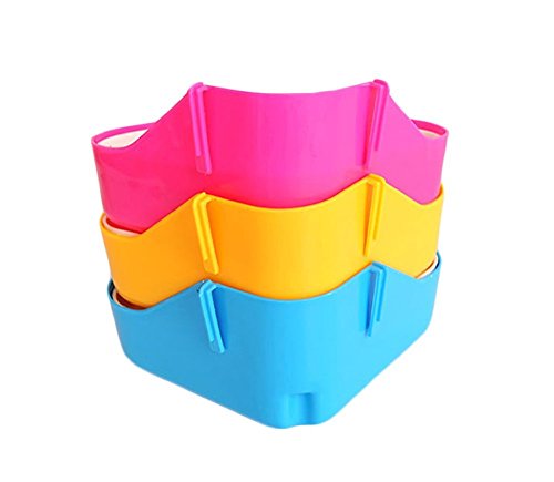 Giveme5 Small Animal Triangle Toilet Potty Trainer Pet Pee Corner Litter Tray Training for Hamster Chinchilla Guinea Pig Cat Bunny Ferret (Color Random)