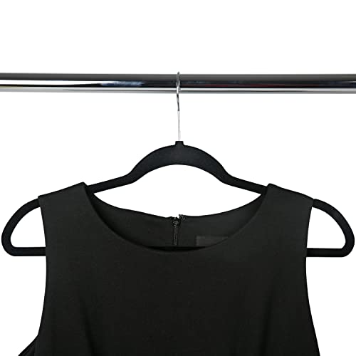 Simplify 10 Super Slim Velvet Huggable Hangers in Black