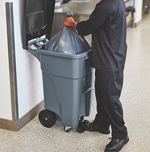 Rubbermaid Commercial Products BRUTE Rollout Step On Trash/Garbage Can with Casters - 32 Gallon - Gray