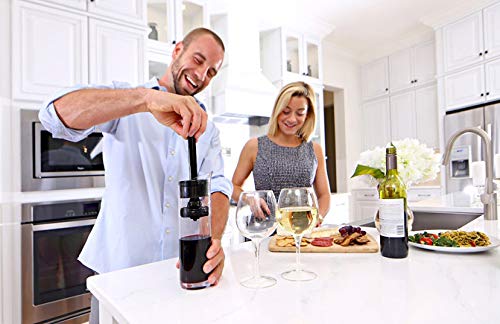 Wine Squirrel Wine Preserving Glass Decanter | Keeps Wine Fresh for Weeks | Air Tight Luxury Wine Saver Carafe | Best Wine Gift