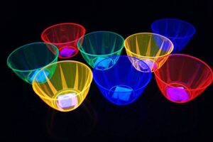 directglow llc neon 24oz blacklight reactive bowls + blacklight balloons   (8, neon assorted)