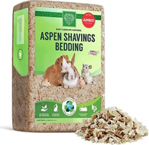 small pet select premium natural aspen bedding, animal bedding for small indoor and outdoor pets, made in the usa, jumbo size 141 l pack