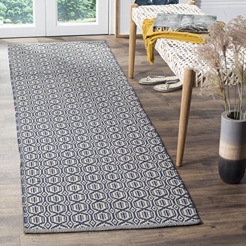 SAFAVIEH Montauk Collection Runner Rug - 2'3" x 6', Ivory & Navy, Handmade Flat Weave Boho Farmhouse Cotton, Ideal for High Traffic Areas in Living Room, Bedroom (MTK333B)