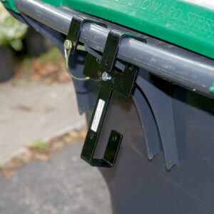 Garbage Commander The Original Can Couplers to Hook Multiple Wheeled Trash Containers