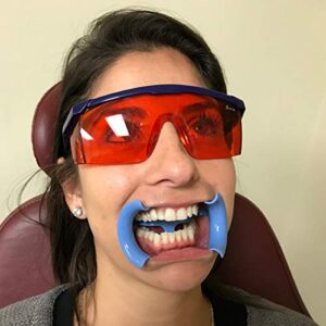 BEYOND FLEXIBLUE Comfort Cheek Retractors | Disposable Dental Cheek Retractors | Plastic Mouth Opener - Medium 10pk