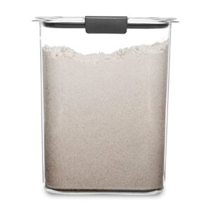 rubbermaid brilliance airtight food storage container for pantry with lid for flour, sugar, and rice, 16-cup, clear/grey