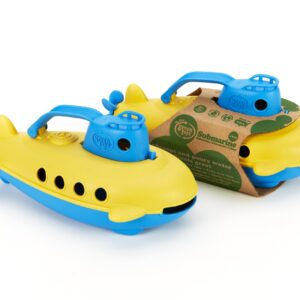 Green Toys Submarine - BPA, Phthalate Free Blue Watercraft with Spinning Rear Propeller Made from Recycled Materials. Safe Toys for Toddlers