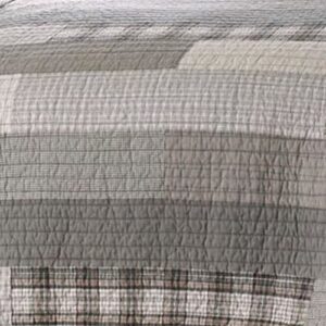 Eddie Bauer Home - Queen Quilt Set, Cotton Reversible Bedding with Matching Shams, Home Decor for All Seasons (Fairview Grey, Queen)