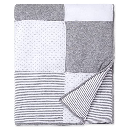 Burt's Bees Baby - Dottie Bee Reversible Quilt, 100% Organic and 100% Polyester Fill (Heather Grey)