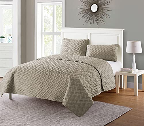 VCNY Home Quilt Nina Collection, 3pc Full/Queen Set, Taupe