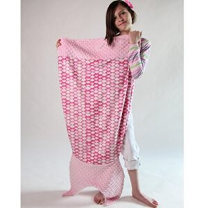 Snuggle Stuffs Girls Scales Minky Dot Velboa Mermaid Tail Blanket (Infant - 24", Pink)