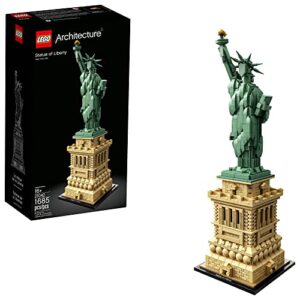 lego architecture statue of liberty 21042 model building set - collectible new york city souvenir, creative home décor or office centerpiece, great gift idea for adults and teens
