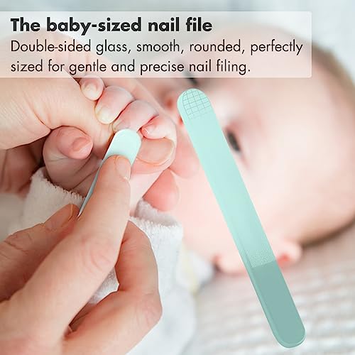 YIVEKO Baby Nail Kit, 4-in-1 Baby Nail Care Set with Cute Case, Baby Nail Clippers, Scissors, Nail File & Tweezers, Baby Manicure Kit and Pedicure kit for Newborn, Infant, Toddler, Kids-Owl Green