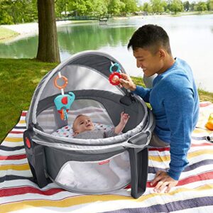 Fisher-Price Portable Bassinet and Play Space On-the-Go Baby Dome with Developmental Toys and Canopy, Arrows Away (Amazon Exclusive)