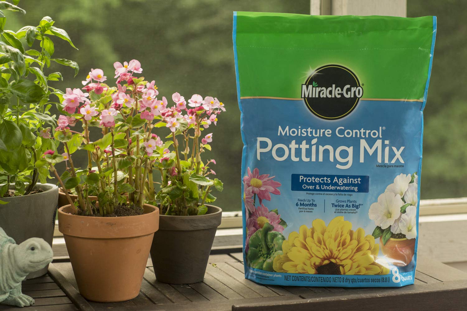 Miracle-Gro Moisture Control Potting Mix 8 qt., Protects Against Over and Under Watering Container Plants, 2-Pack