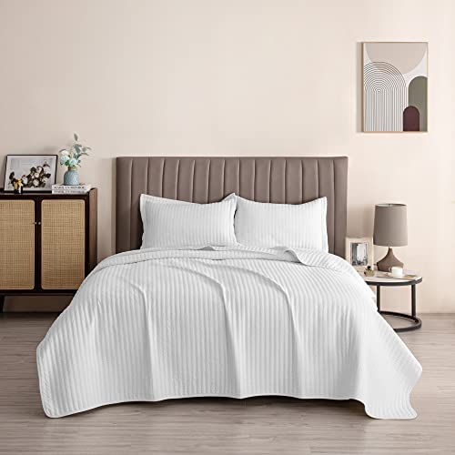 Great Bay Home Bedding Set, 2 Piece Detailed Channel Stitch Quilt Set with Shams. All Season Bedspread Quilt Set, Alicia - White Collection, Twin