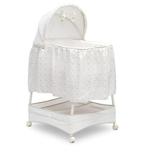 delta children soothe and glide bassinet, illusions