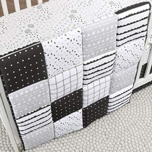 The Peanutshell Black and White Crib Bedding Set for Baby Boys or Girls - 3 Piece Nursery Set - Crib Quilt, Fitted Sheet, Dust Ruffle