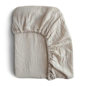 mushie extra soft muslin fitted crib sheet | 28"x 52" (fog)