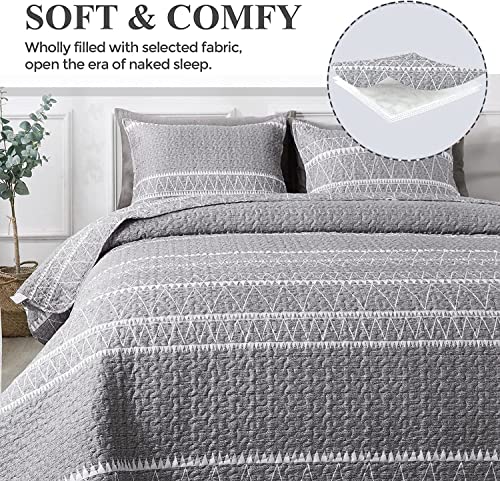 Andency Grey Quilt Set King (106x96 Inch), 3 Pieces(1 Striped Triangle Printed Quilt and 2 Pillowcases), Bohemian Summer Lightweight Reversible Microfiber Bedspread Coverlet Sets
