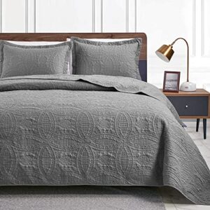 love's cabin king size quilt set grey soft bed summer bedspreads - lightweight microfiber- modern style coin pattern coverlet for all season - 3 piece (1 quilt, 2 pillow shams)