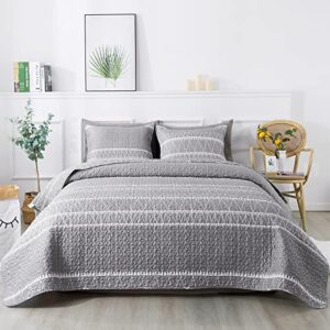 andency grey quilt set california king (112x104 inch), 3 pieces(1 striped triangle printed quilt and 2 pillowcases), bohemian summer lightweight reversible microfiber bedspread coverlet sets