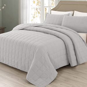 emme light grey quilt set twin size 2 pieces (66x90 inches), pre-washed microfiber bedspread for all season, lightweight and reversible coverlet (squares pattern, light grey)