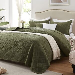 LEAONME Full/Queen Quilt Set 3 Pieces, Lightweight Olive Green Bedspread-90''x98'', Soft Microfiber Summer Quilt/Coverlet, Luxurious Warm Bedding Sets for All Seasons (Includes 1 Quilt, 2 Shams)