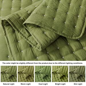 Green California Cal King Size Quilt Bedding Sets with Pillow Shams, Dark Sage Olive Oversized Lightweight Soft Bedspread Coverlet, Quilted Blanket Thin Comforter Bed Cover, 3 Pieces, 118x106 inches