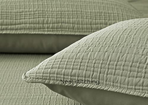 MOONLINE Quilt Set Full/Queen Size Olive Green 3 Piece,Lightweight Soft Microfibre Modern Stripe Pattern Reversible Quilted Bedspread&Coverlet Set for All Season (Includes 1 Quilt and 2 Pillow Shams)