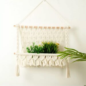 Boho Wall Decor, Gender Neutral Nursery, Toy Organization, Book Storage, Nordic Home, Macrame Wall Hanging, Baby Stuff, Kids Bedroom Organizer, Stuffed Animal Hammock, Cute Room Organizers