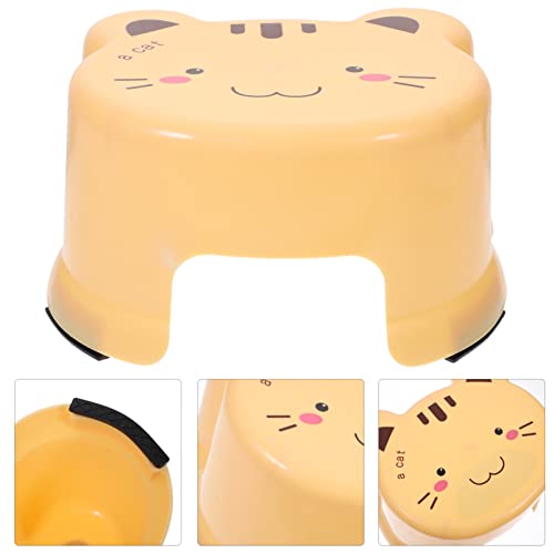 Kisangel Small Round Toilet Stools Squatting Stool Portable One Step Stool Kids Potty Training Stool for Children Pregnant Woman Elderly