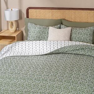 EVERGRACE Floral Printed Quilt Comforter Set Queen Size, 3 Pieces (1 Reversible Quilt Bedding Set, 2 Pillow Shams), Microfiber Lightweight Coverlet Bedspread for All Seasons, Sage Green, 92"x96"