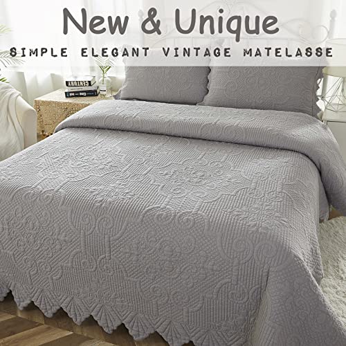 Brandream 4-Piece Grey Quilt Set Cotton Queen Size Luxury Scalloped Bedding Matelasse Coverlet Quilted Comforter Set