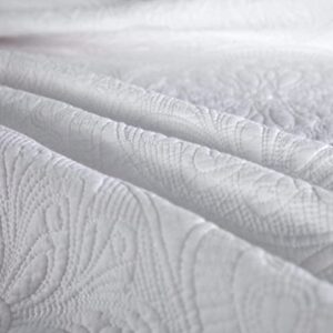 Brandream White Medallion Quilted Throw Blanket for Bed Couch Daybed Cotton Quilt 47 X 60 Inch + 2 King Shams