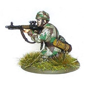 Bolt Action Fallschirmjager German Airborne Paratroopers 1:56 WWII Military Wargaming Figures Plastic Model Kit