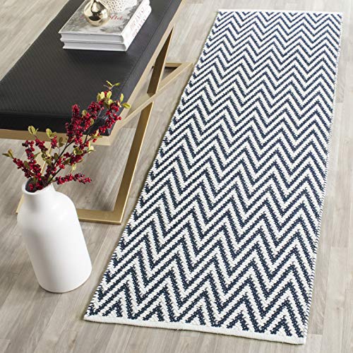 SAFAVIEH Montauk Collection Runner Rug - 2'3" x 7', Navy & Ivory, Handmade Chevron Cotton, Ideal for High Traffic Areas in Living Room, Bedroom (MTK812C)