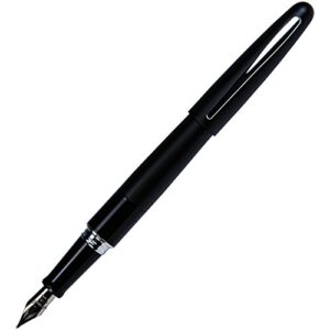 Pilot Metropolitan Fountain Pen, Black Barrel, Classic Design, Medium Nib, Blue/black Ink, 1 Pen with 12 Refill Cartridges