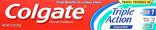 Colgate Triple Action Travel Toothpaste, Mint - 2.5 Ounce (Pack of 6)