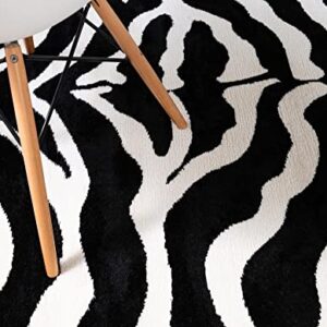 Unique Loom Wildlife Collection Animal Inspired with Zebra Design Area Rug, 5 x 8 ft, Black/Ivory